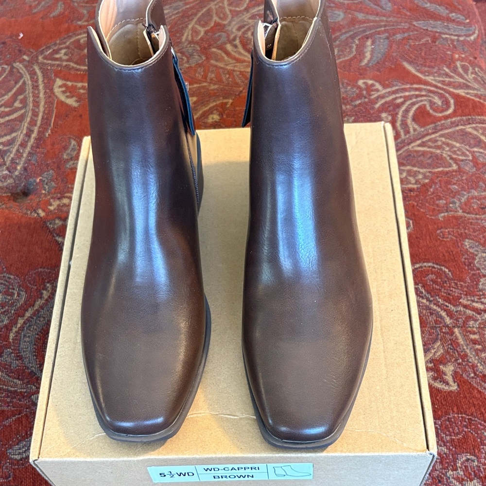 Journee Collection Women's Brown Ankle Booties